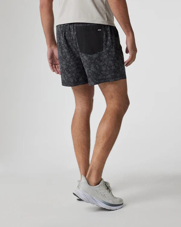 Load image into Gallery viewer, Vuori Kore 5&quot; Shorts - Men&#39;s Vuori
