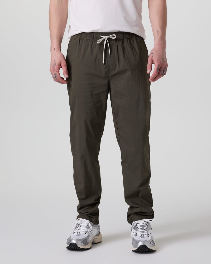 Load image into Gallery viewer, Vuori Kore Everyday Pant Lined 30&quot; Vuori Kore Everyday Pant Lined 30&quot; Vuori
