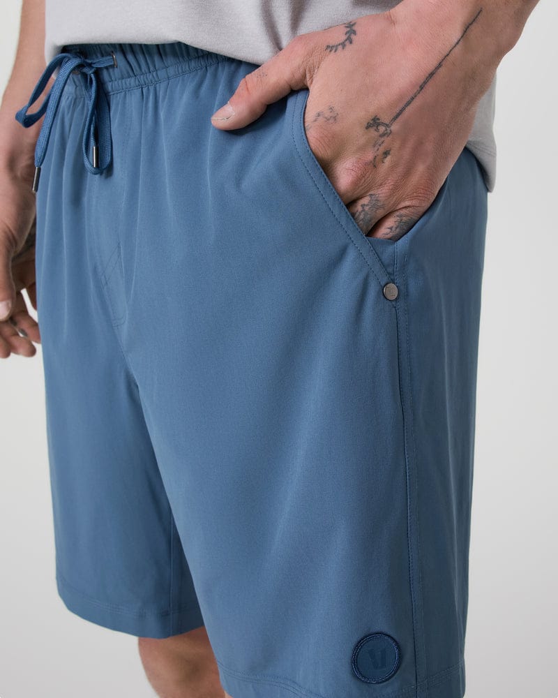 Load image into Gallery viewer, Vuori Kore Shorts 7&quot; - Men&#39;s Vuori Kore Shorts 7&quot; - Men&#39;s Vuori
