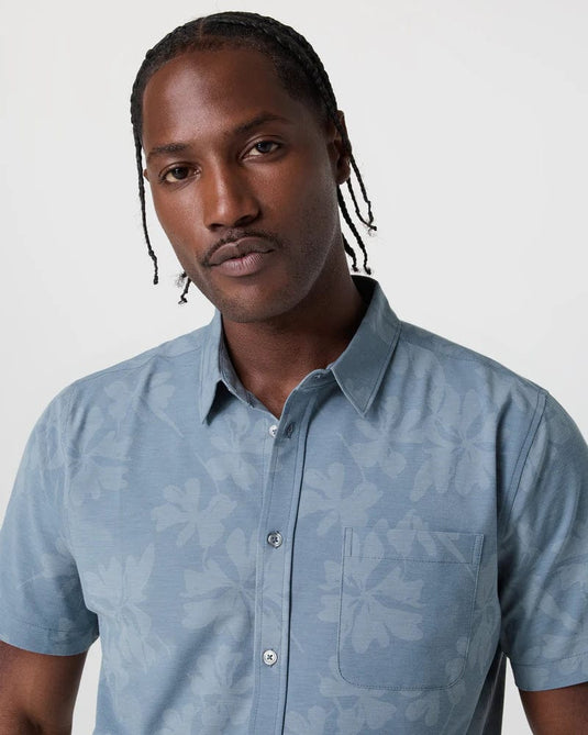 Vuori Short Sleeve Bridge Button Down - Men's Vuori Short Sleeve Bridge Button Down - Men's Vuori