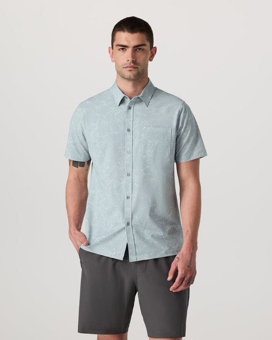 Vuori Short Sleeve Bridge Button Down - Men's Vuori Short Sleeve Bridge Button Down - Men's Vuori