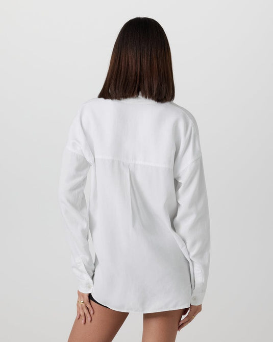 Vuori Trestles Twill Button Up in White Vuori Trestles Twill Button Up in White Vuori
