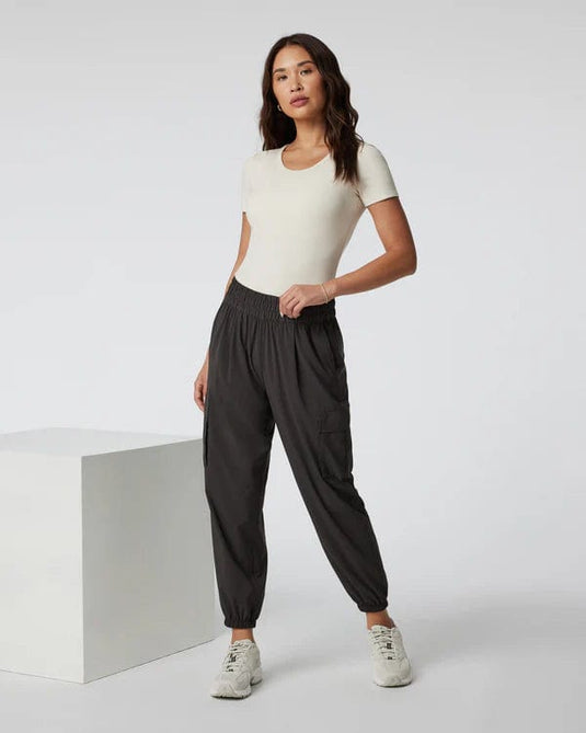 Vuori Villa Cargo Jogger - Women's Vuori