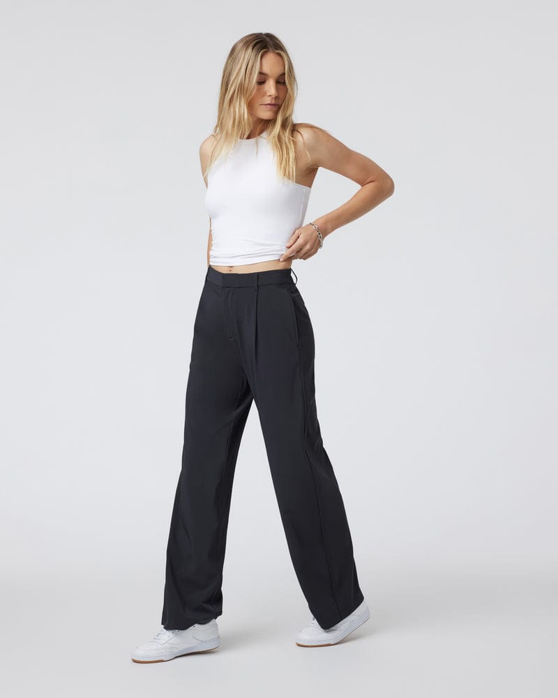 Load image into Gallery viewer, Vuori Women&#39;s Villa Trouser in Black Vuori Women&#39;s Villa Trouser in Black Vuori
