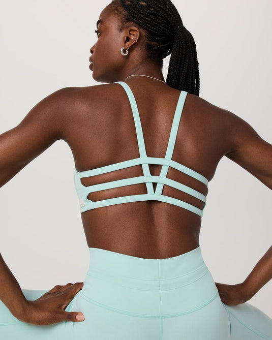 Vuori Yosemite Bra - Women's Vuori Yosemite Bra - Women's Vuori