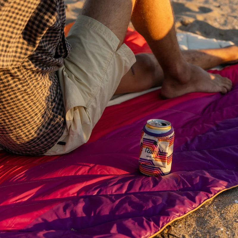 Load image into Gallery viewer, Beer Blanket Retro Sunrise Rumpl

