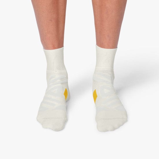 Load image into Gallery viewer, On Performance Mid Sock White | Ice - Women&#39;s On Running
