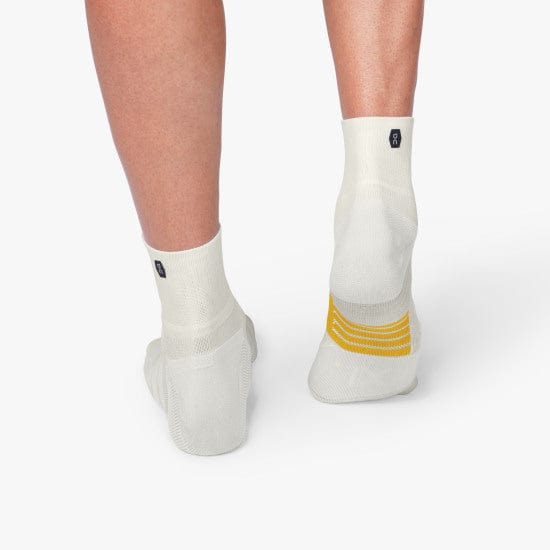 Load image into Gallery viewer, On Performance Mid Sock White | Ice - Women&#39;s On Running
