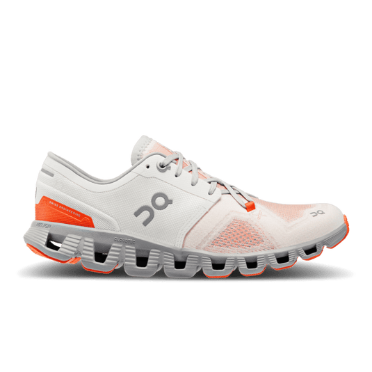 Ivory | Alloy / 5 On Running Cloud X 3 in Ivory | Alloy - Women's On Running