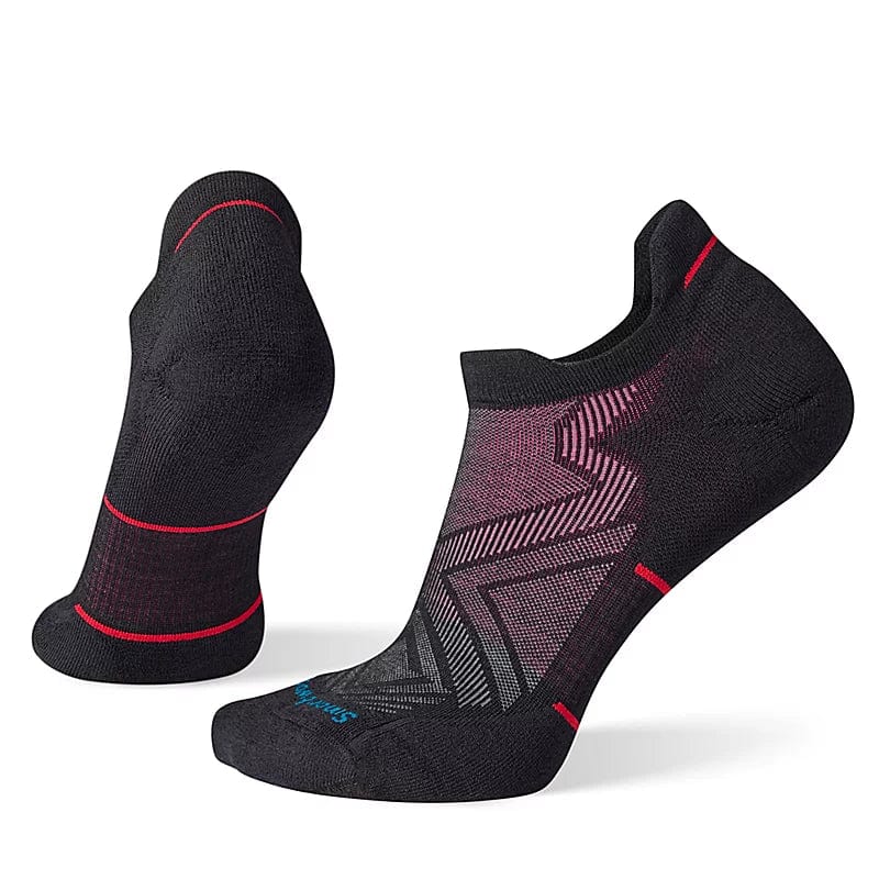 Load image into Gallery viewer, Black / SM Smartwool Run Targeted Cushion Low Ankle Socks - Women&#39;s SMARTWOOL CORP
